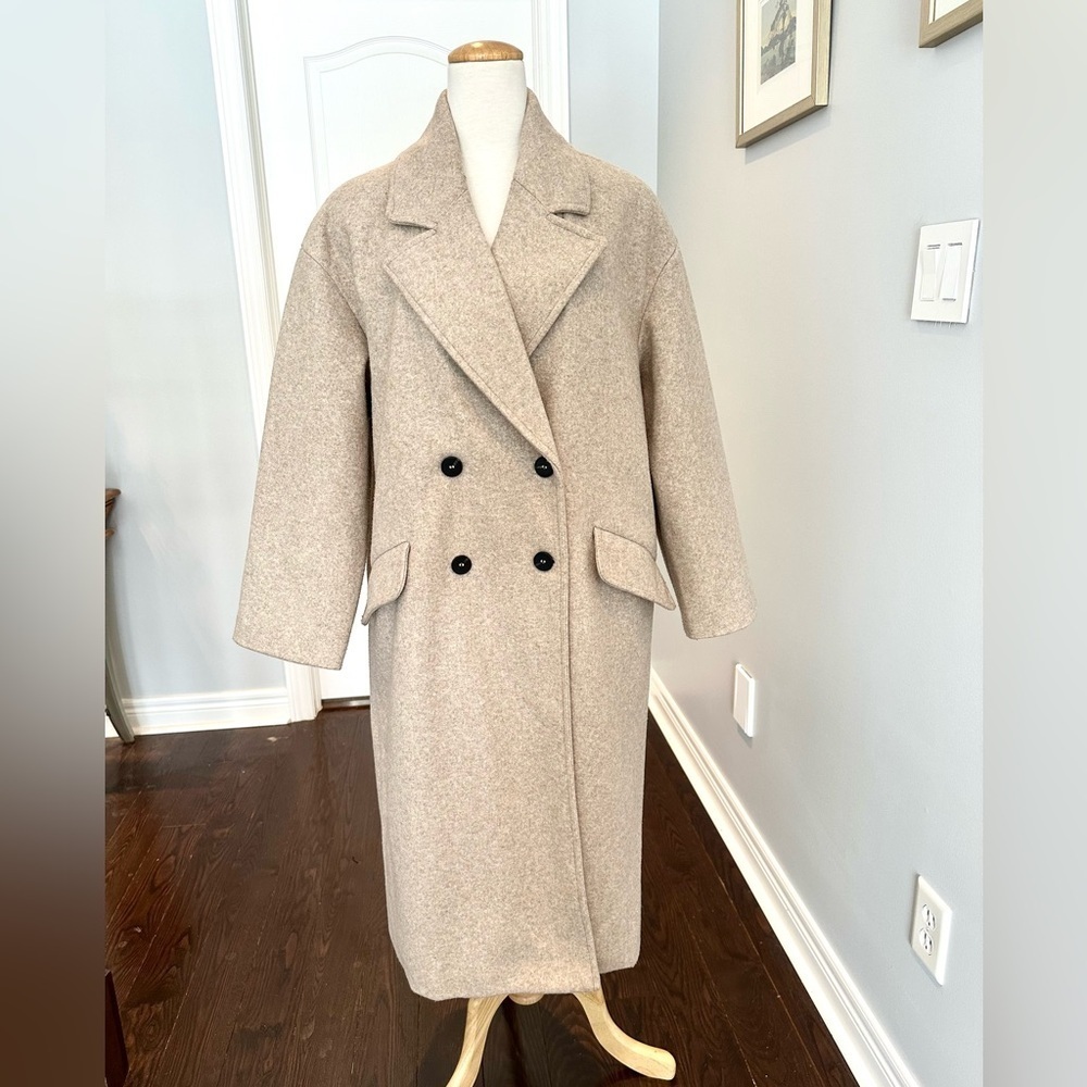 ZARA Soft Oversized Coat in Oatmeal colour - Size S